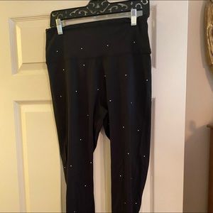 Stella and Dot leggings. Black and white polka dot. Size xl